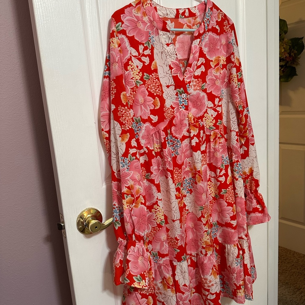 Boutique Dress No Tags Size Large Floral Red and Pink Long-sleeve Mini Dress - Picture 2 of 3